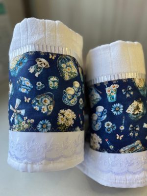 Kit Toalha de Rosto e Lavabo – Estampa Floral Clássica Azul